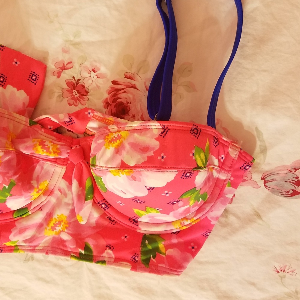 Bikini Top - Picture 5 of 5